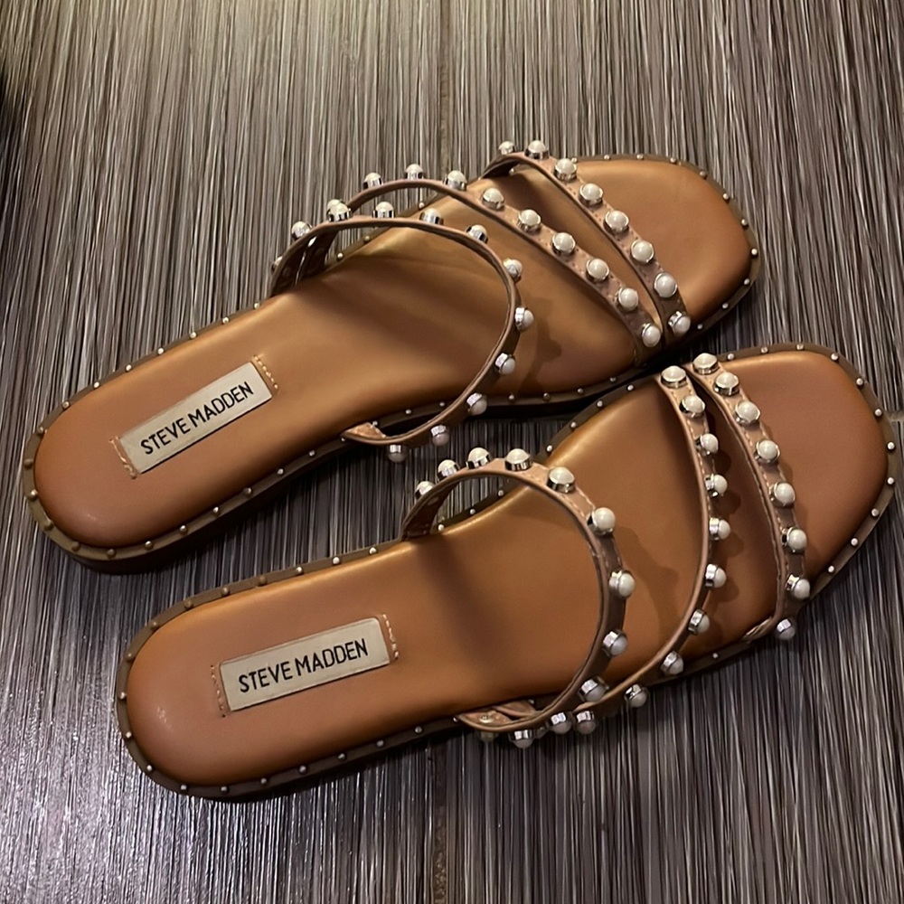 Steve Madden sandals